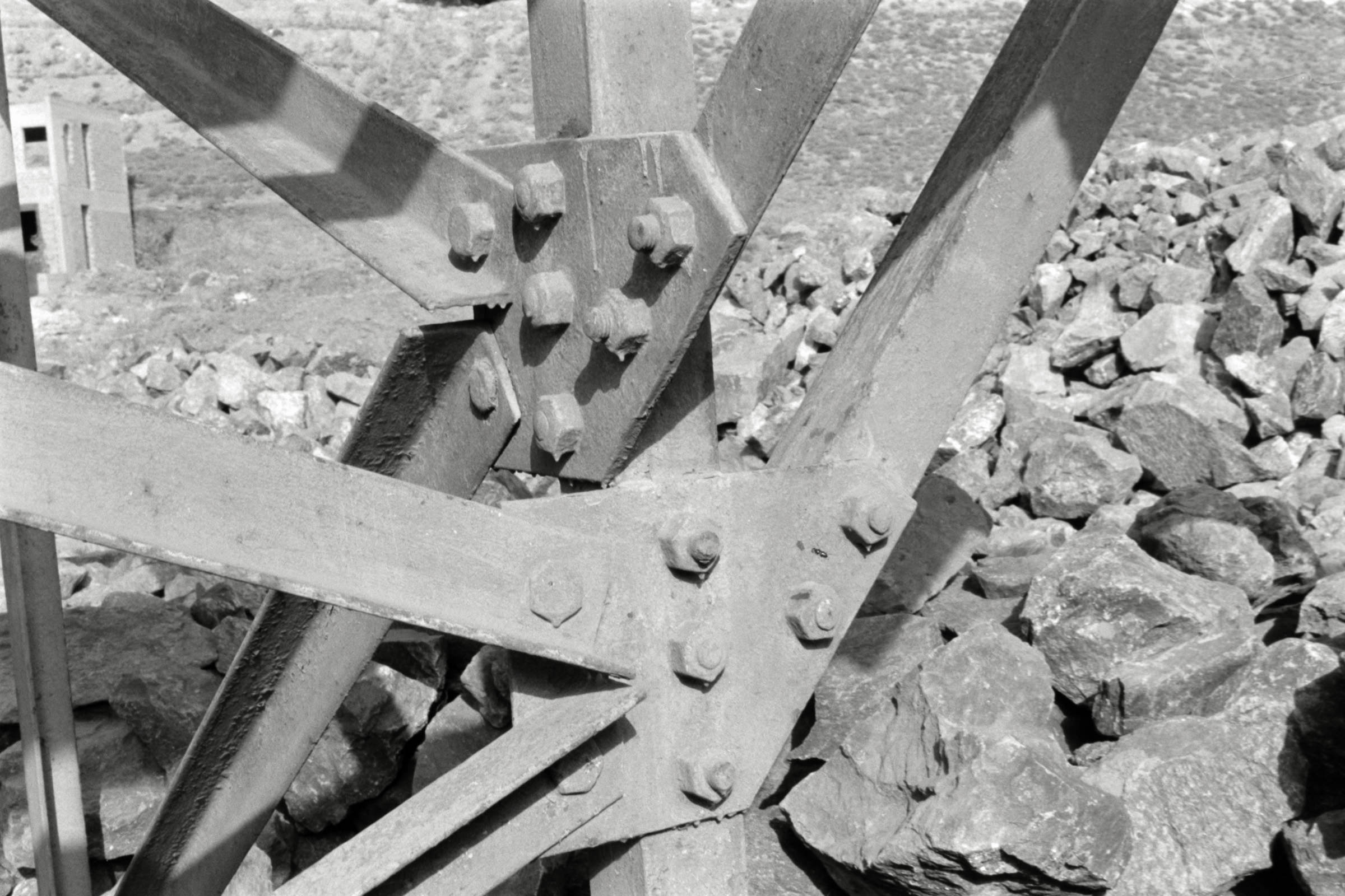 AHP F1991 09 006 sc250507 img10 NLP